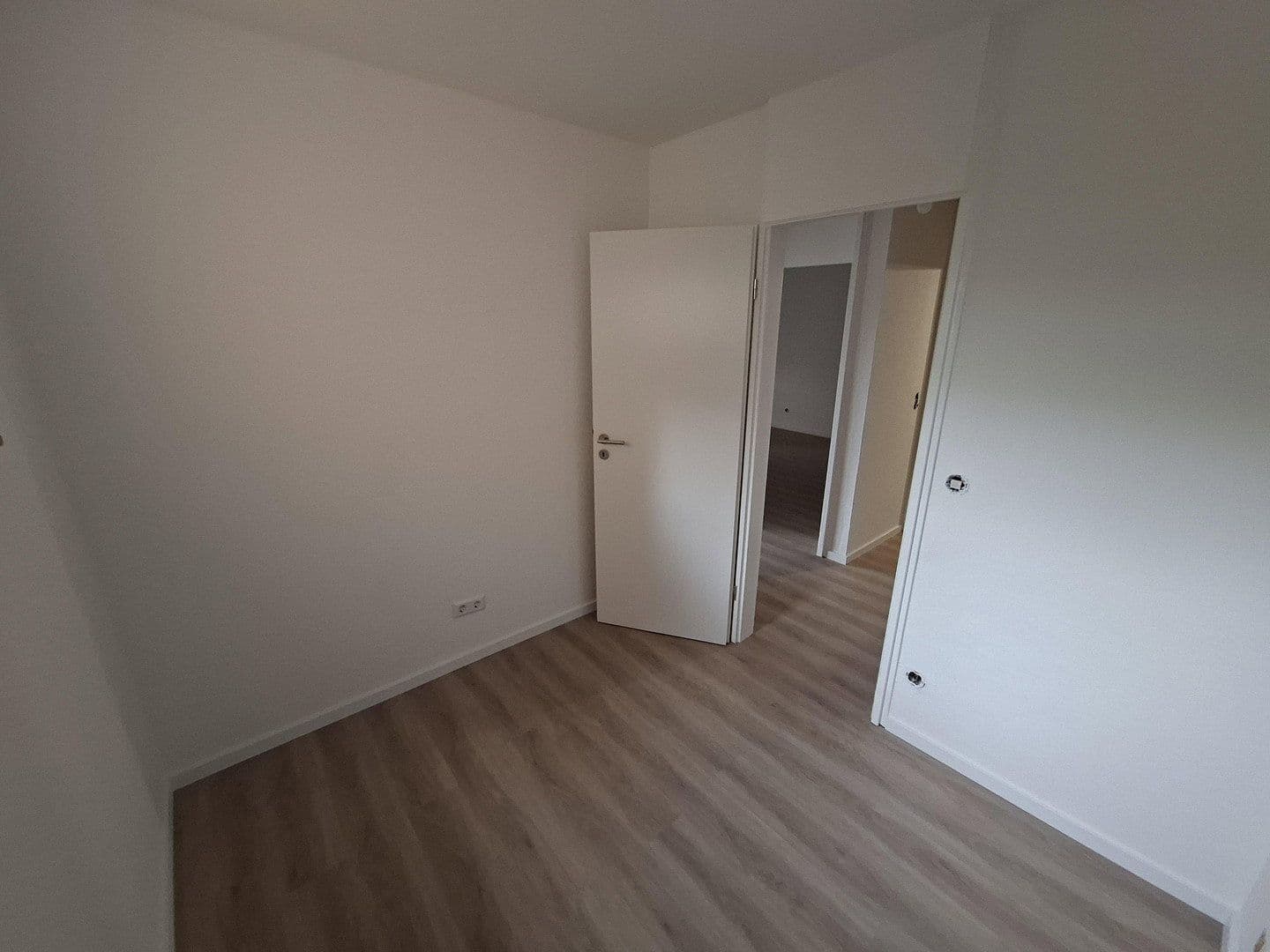Pronájem bytu 2+1 53 m², Oberschleißheim, Bavorsko Pronájem bytu 2+1 53 m², Oberschleißheim, Bavorsko