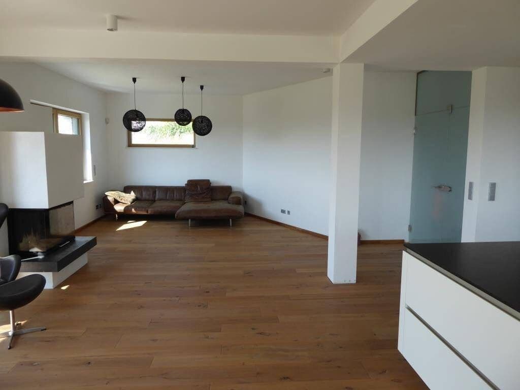 Pronájem domu 253 m², pozemek 1.176 m², Weinrebengasse, Weiden am See, Hradsko Pronájem domu 253 m², pozemek 1.176 m², Weinrebengasse, Weiden am See, Hradsko