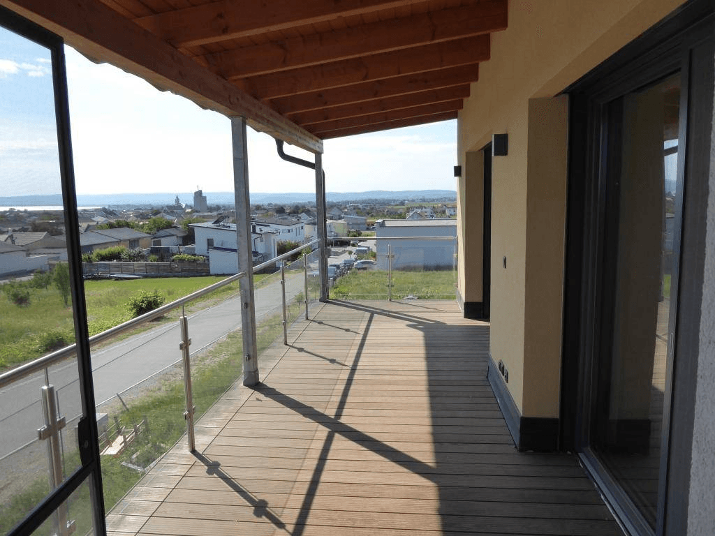 Pronájem domu 253 m², pozemek 1.176 m², Weinrebengasse, Weiden am See, Hradsko Pronájem domu 253 m², pozemek 1.176 m², Weinrebengasse, Weiden am See, Hradsko