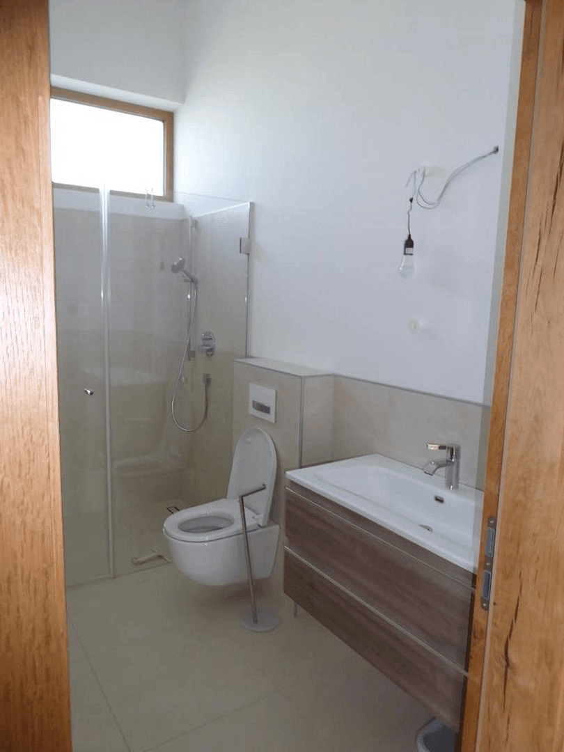 Pronájem domu 253 m², pozemek 1.176 m², Weinrebengasse, Weiden am See, Hradsko Pronájem domu 253 m², pozemek 1.176 m², Weinrebengasse, Weiden am See, Hradsko