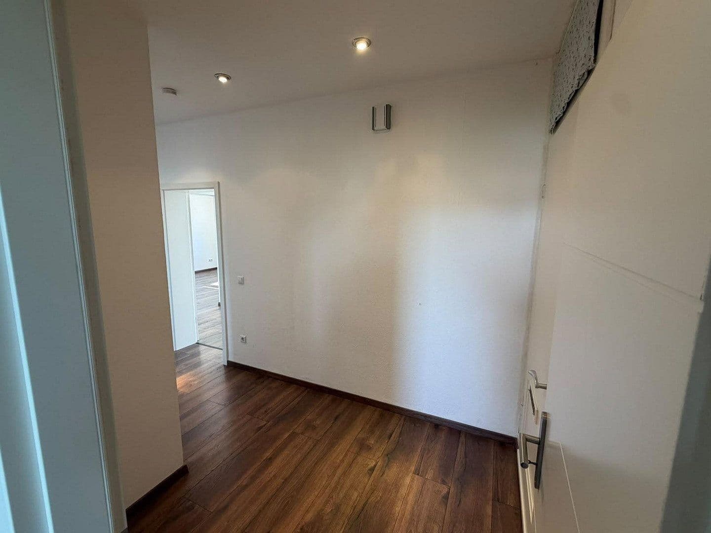 Pronájem bytu 3+1 83 m², walder str 63, Haan, Severní Porýní-Vestfálsko Pronájem bytu 3+1 83 m², walder str 63, Haan, Severní Porýní-Vestfálsko