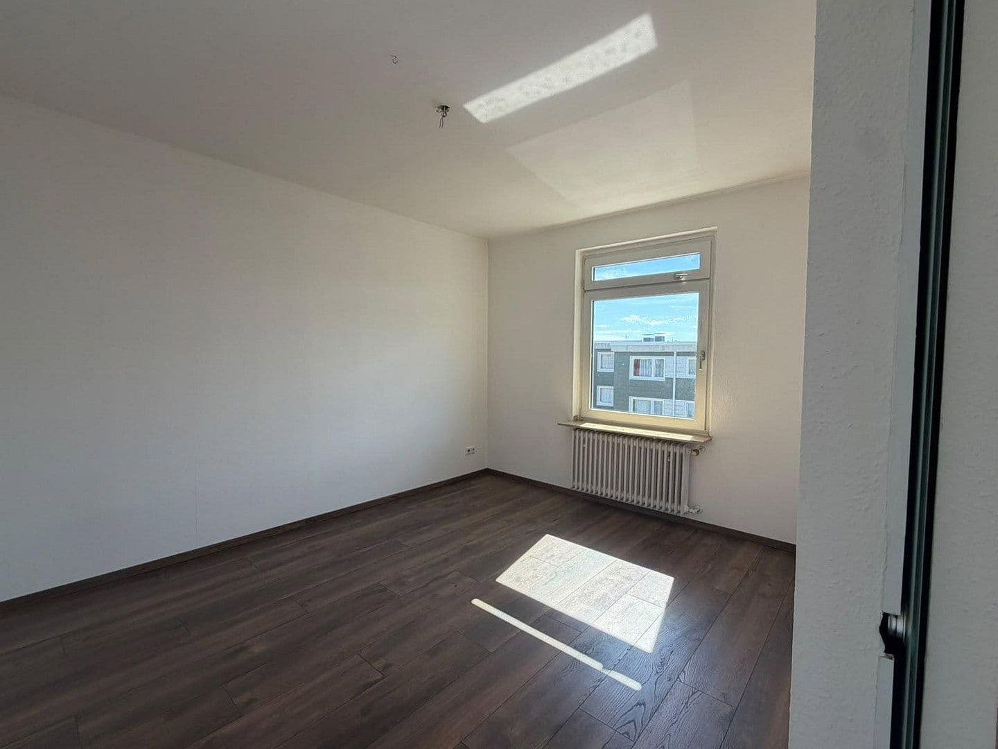 Pronájem bytu 3+1 83 m², walder str 63, Haan, Severní Porýní-Vestfálsko Pronájem bytu 3+1 83 m², walder str 63, Haan, Severní Porýní-Vestfálsko
