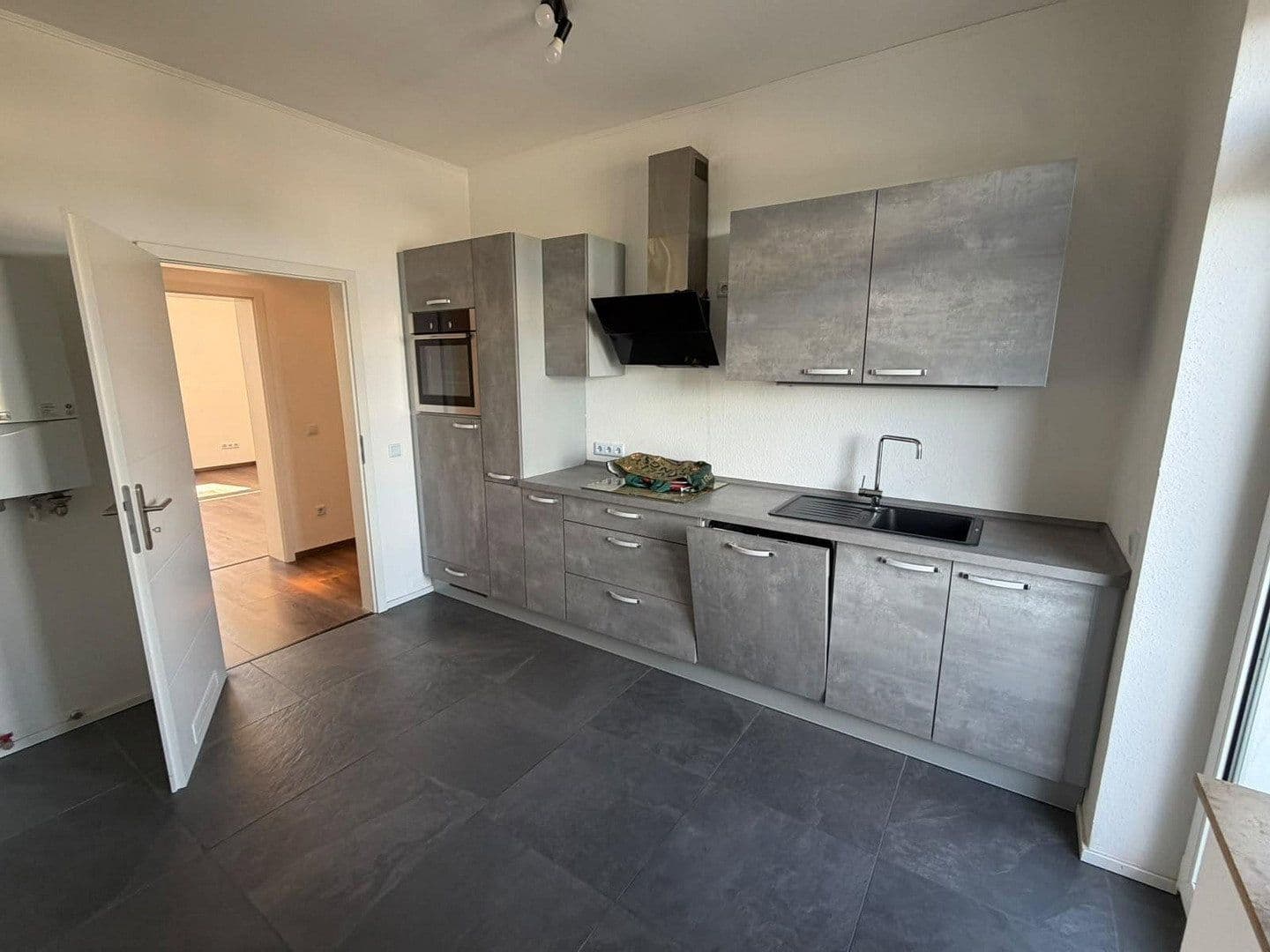 Pronájem bytu 3+1 83 m², walder str 63, Haan, Severní Porýní-Vestfálsko Pronájem bytu 3+1 83 m², walder str 63, Haan, Severní Porýní-Vestfálsko
