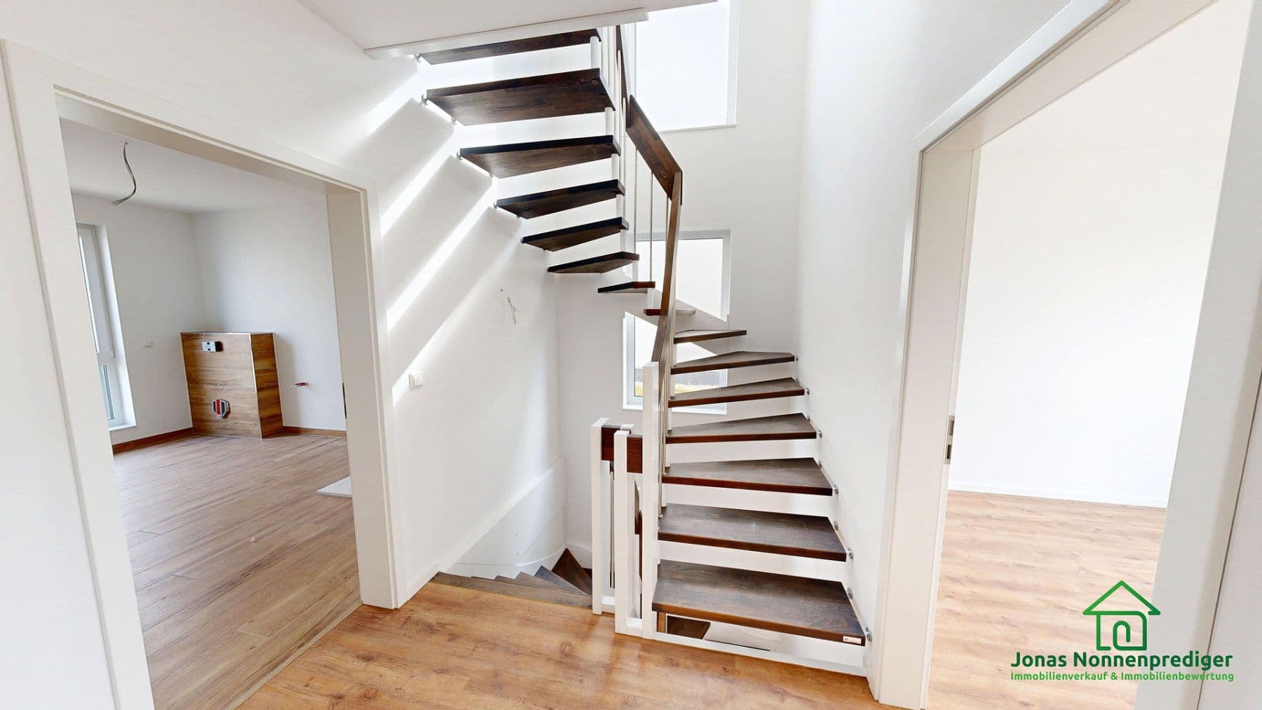 Prodej domu 144 m², pozemek 254 m², Kühls Acker 8, Schwerin, Mecklenburg-Vorpommern Prodej domu 144 m², pozemek 254 m², Kühls Acker 8, Schwerin, Mecklenburg-Vorpommern