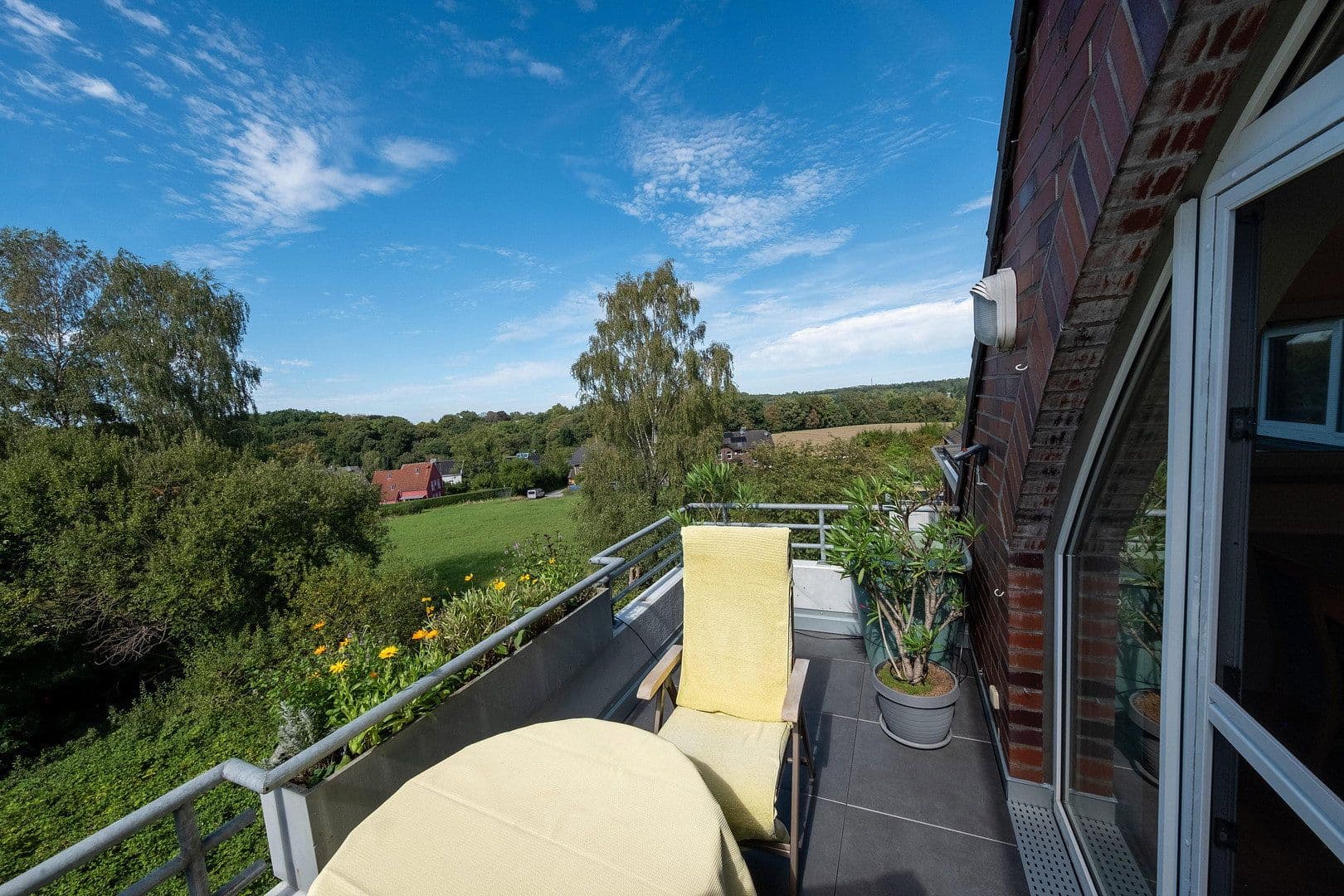 Prodej bytu 2+1 68 m², Erkrath, Severní Porýní-Vestfálsko Prodej bytu 2+1 68 m², Erkrath, Severní Porýní-Vestfálsko