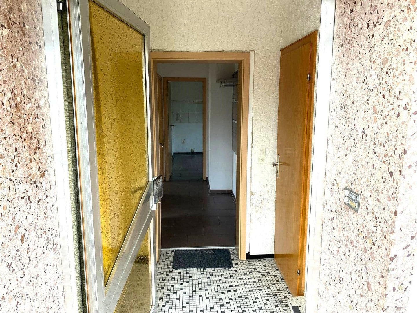 Prodej domu 139 m², pozemek 796 m², Alter Kirchweg 13, Porta Westfalica, Severní Porýní-Vestfálsko Prodej domu 139 m², pozemek 796 m², Alter Kirchweg 13, Porta Westfalica, Severní Porýní-Vestfálsko