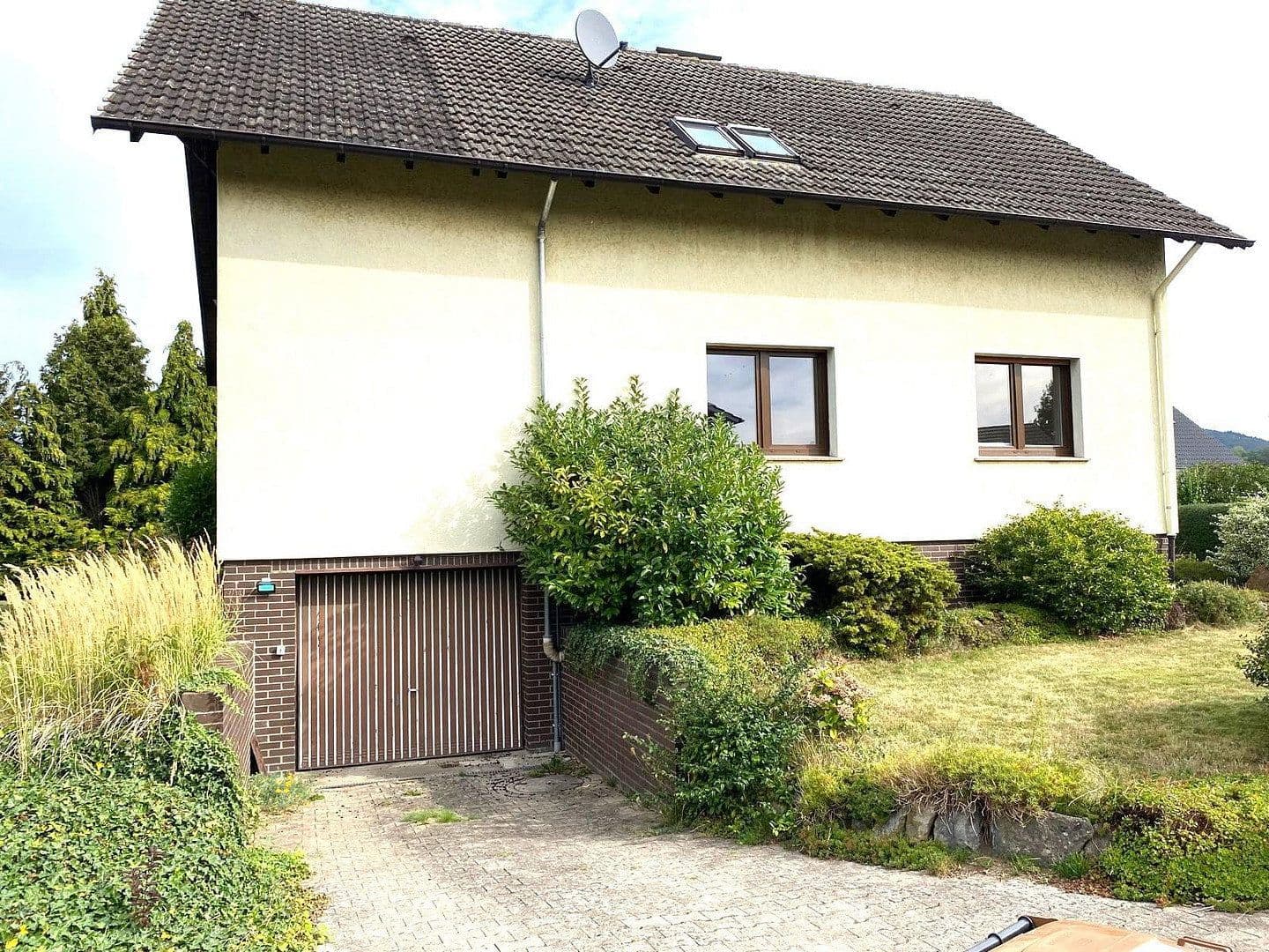 Prodej domu 139 m², pozemek 796 m², Alter Kirchweg 13, Porta Westfalica, Severní Porýní-Vestfálsko Prodej domu 139 m², pozemek 796 m², Alter Kirchweg 13, Porta Westfalica, Severní Porýní-Vestfálsko