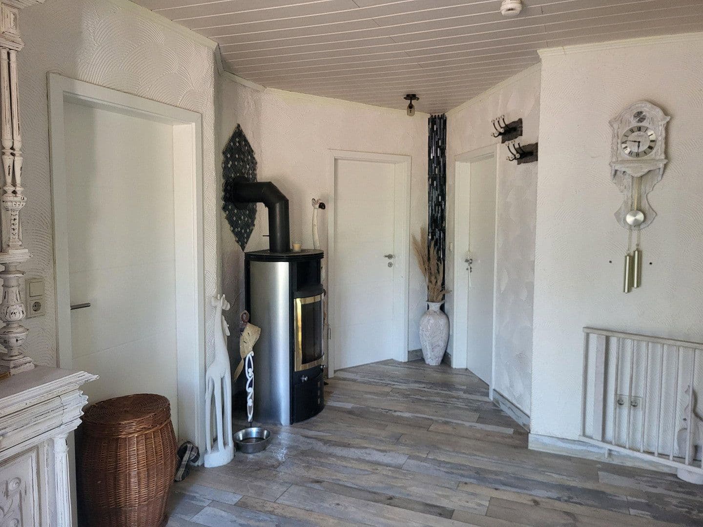 Prodej domu 360 m², pozemek 9.300 m², Halbemond, Dolní Sasko Prodej domu 360 m², pozemek 9.300 m², Halbemond, Dolní Sasko