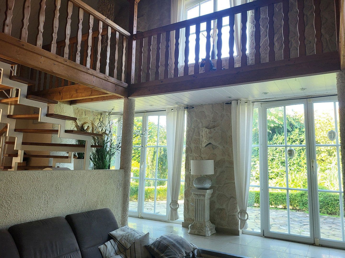 Prodej domu 360 m², pozemek 9.300 m², Halbemond, Dolní Sasko Prodej domu 360 m², pozemek 9.300 m², Halbemond, Dolní Sasko