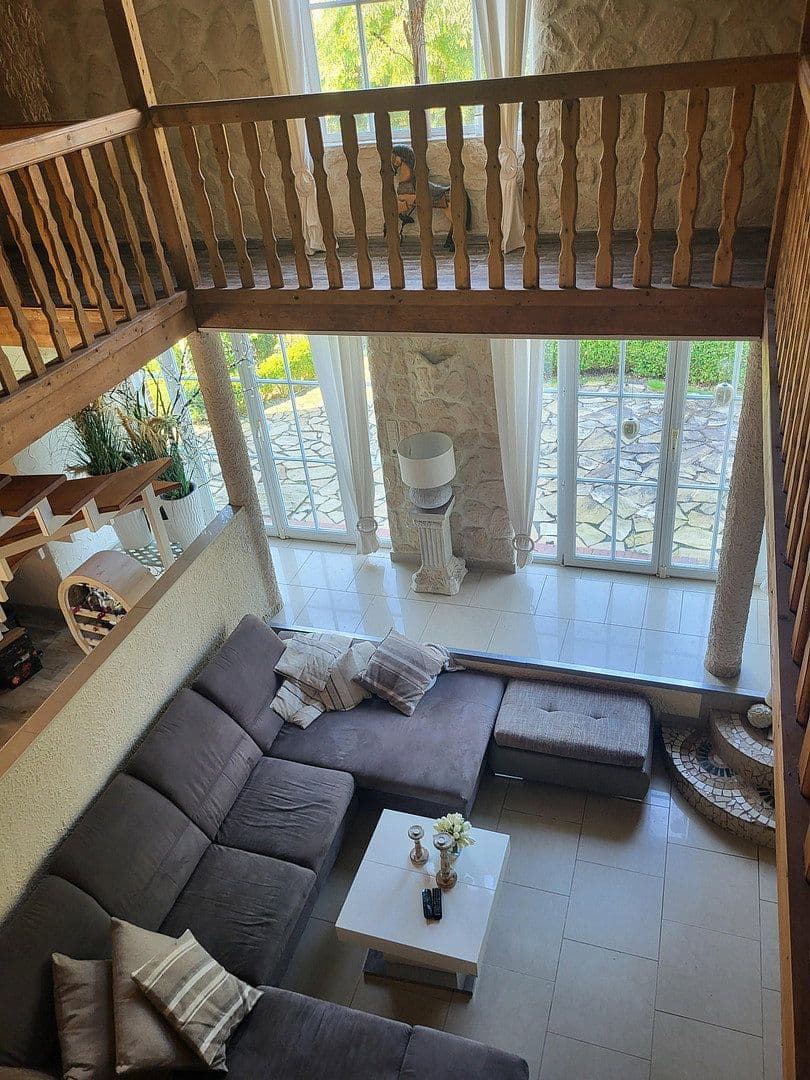 Prodej domu 360 m², pozemek 9.300 m², Halbemond, Dolní Sasko Prodej domu 360 m², pozemek 9.300 m², Halbemond, Dolní Sasko