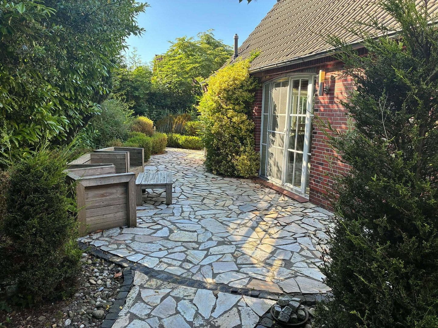 Prodej domu 360 m², pozemek 9.300 m², Halbemond, Dolní Sasko Prodej domu 360 m², pozemek 9.300 m², Halbemond, Dolní Sasko