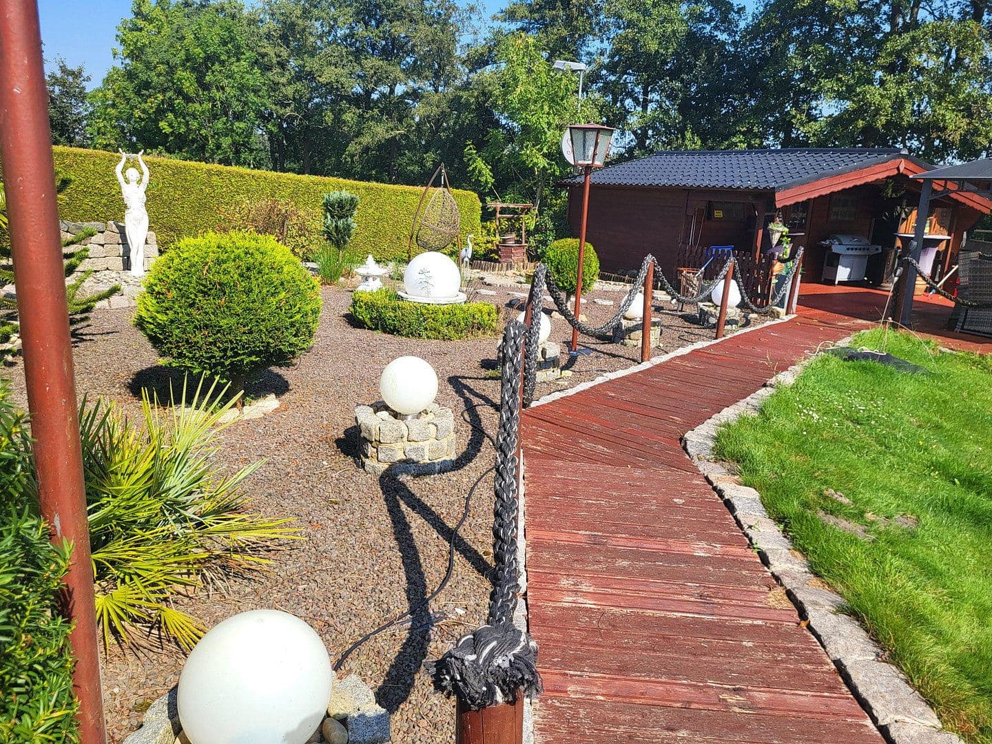 Prodej domu 360 m², pozemek 9.300 m², Halbemond, Dolní Sasko Prodej domu 360 m², pozemek 9.300 m², Halbemond, Dolní Sasko