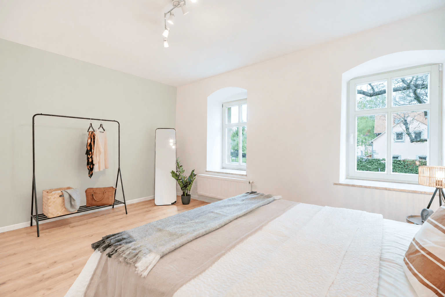 Prodej bytu 4+1 92 m², Kirchplatz 4a, Bannewitz, Sasko Prodej bytu 4+1 92 m², Kirchplatz 4a, Bannewitz, Sasko