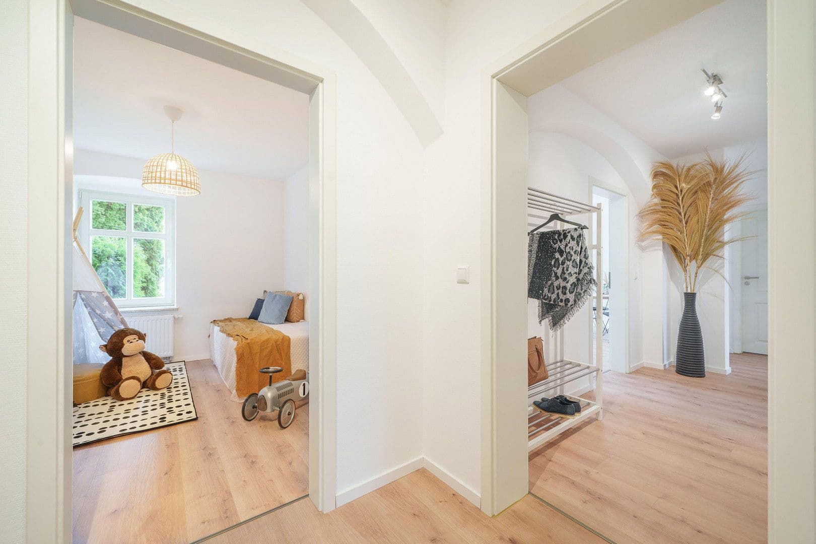 Prodej bytu 4+1 92 m², Kirchplatz 4a, Bannewitz, Sasko Prodej bytu 4+1 92 m², Kirchplatz 4a, Bannewitz, Sasko