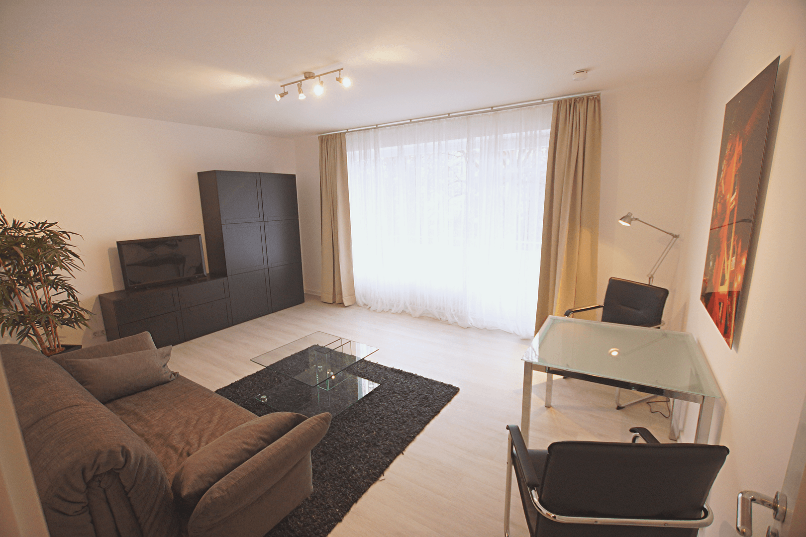 Pronájem bytu 1+1 34 m², Hamburg, Hamburg Pronájem bytu 1+1 34 m², Hamburg, Hamburg