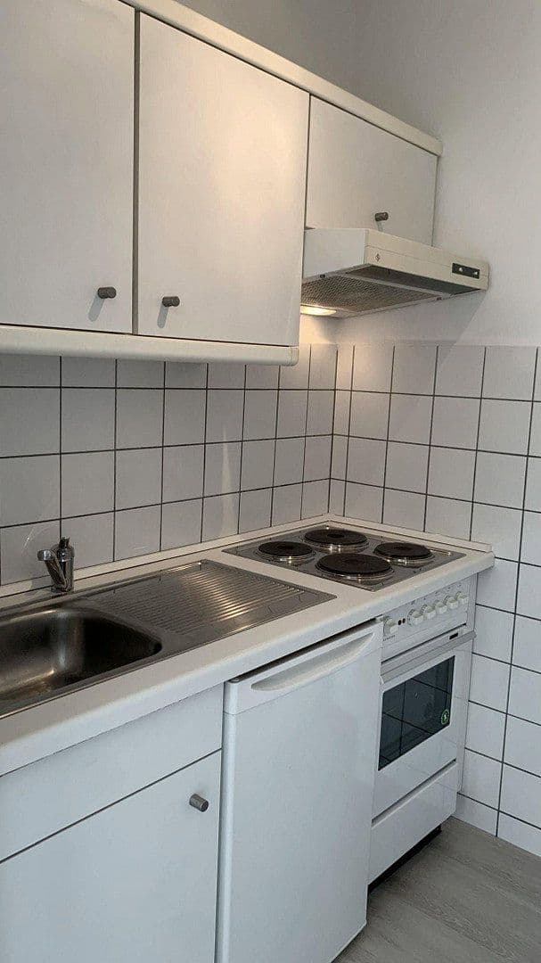 Pronájem bytu 1+1 34 m², Hamburg, Hamburg Pronájem bytu 1+1 34 m², Hamburg, Hamburg