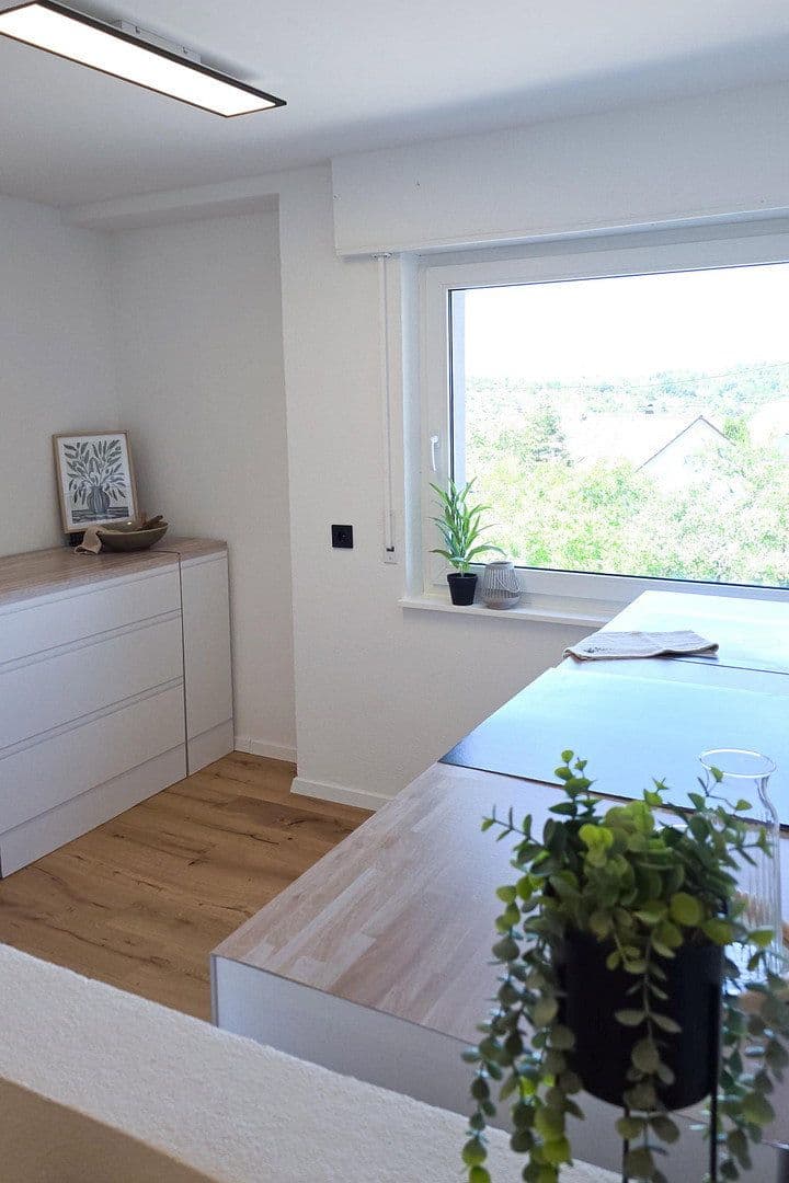 Prodej bytu 3+1 81 m², Bergstraße 40, Ludwigsburg, Bádensko-Württembersko Prodej bytu 3+1 81 m², Bergstraße 40, Ludwigsburg, Bádensko-Württembersko