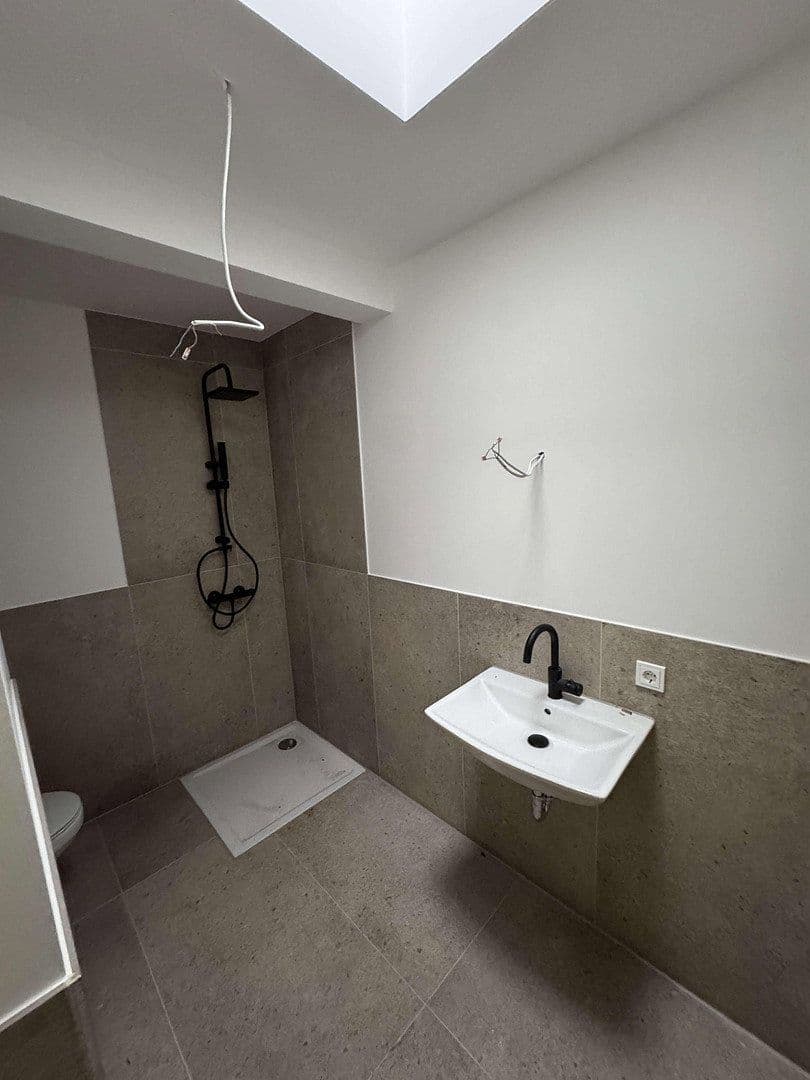Pronájem bytu 3+1 69 m², Amsterdamer Straße 301, Köln, Severní Porýní-Vestfálsko Pronájem bytu 3+1 69 m², Amsterdamer Straße 301, Köln, Severní Porýní-Vestfálsko
