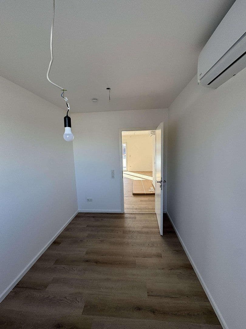 Pronájem bytu 3+1 69 m², Amsterdamer Straße 301, Köln, Severní Porýní-Vestfálsko Pronájem bytu 3+1 69 m², Amsterdamer Straße 301, Köln, Severní Porýní-Vestfálsko