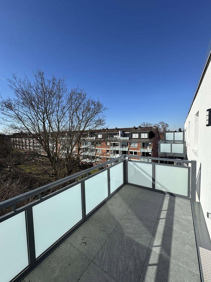 Pronájem bytu 3+1 69 m², Amsterdamer Straße 301, Köln, Severní Porýní-Vestfálsko Pronájem bytu 3+1 69 m², Amsterdamer Straße 301, Köln, Severní Porýní-Vestfálsko