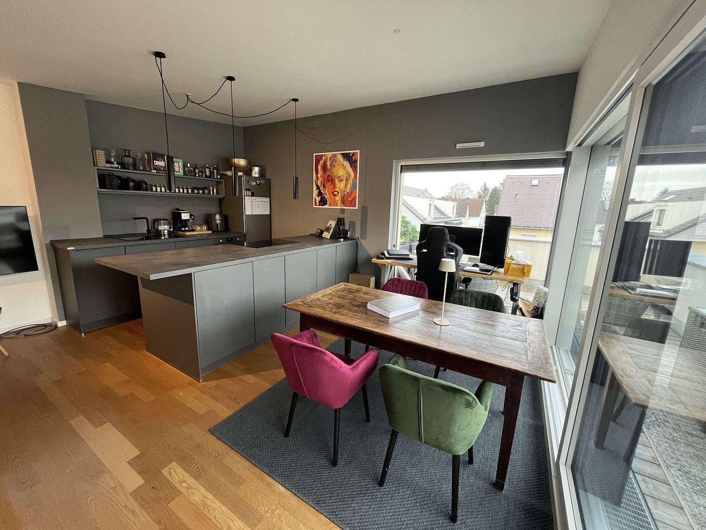 Pronájem bytu 2+1 75 m², Am Jagdweg 15, München, Bavorsko Pronájem bytu 2+1 75 m², Am Jagdweg 15, München, Bavorsko