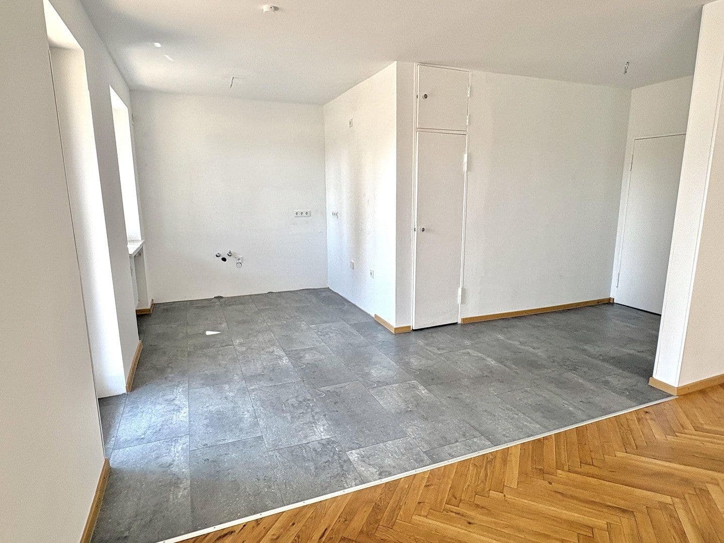 Prodej bytu 3+1 100 m², Levi-Strauss-Straße 9, Kitzingen, Bavorsko Prodej bytu 3+1 100 m², Levi-Strauss-Straße 9, Kitzingen, Bavorsko