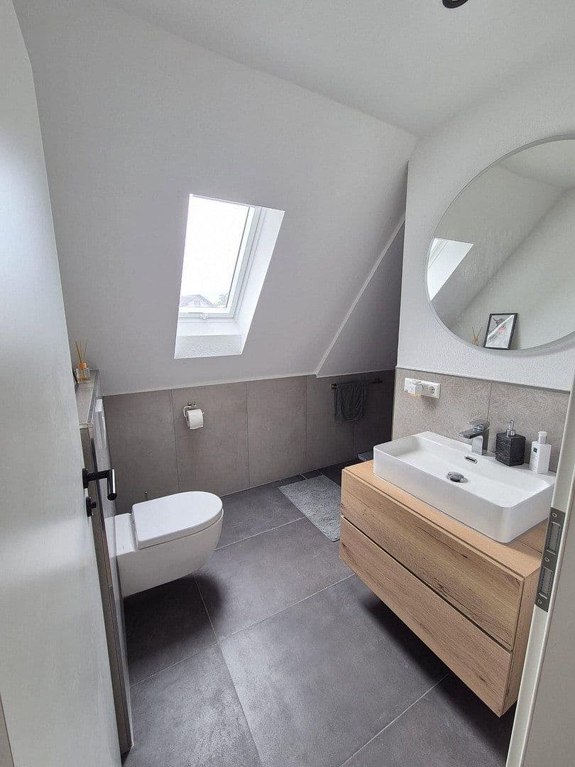 Prodej domu 143 m², pozemek 683 m², Linkenheim-Hochstetten, Bádensko-Württembersko Prodej domu 143 m², pozemek 683 m², Linkenheim-Hochstetten, Bádensko-Württembersko