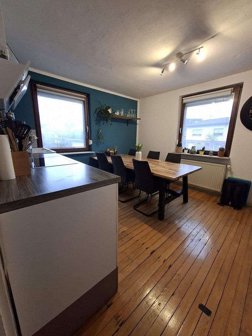 Prodej domu 143 m², pozemek 683 m², Linkenheim-Hochstetten, Bádensko-Württembersko Prodej domu 143 m², pozemek 683 m², Linkenheim-Hochstetten, Bádensko-Württembersko