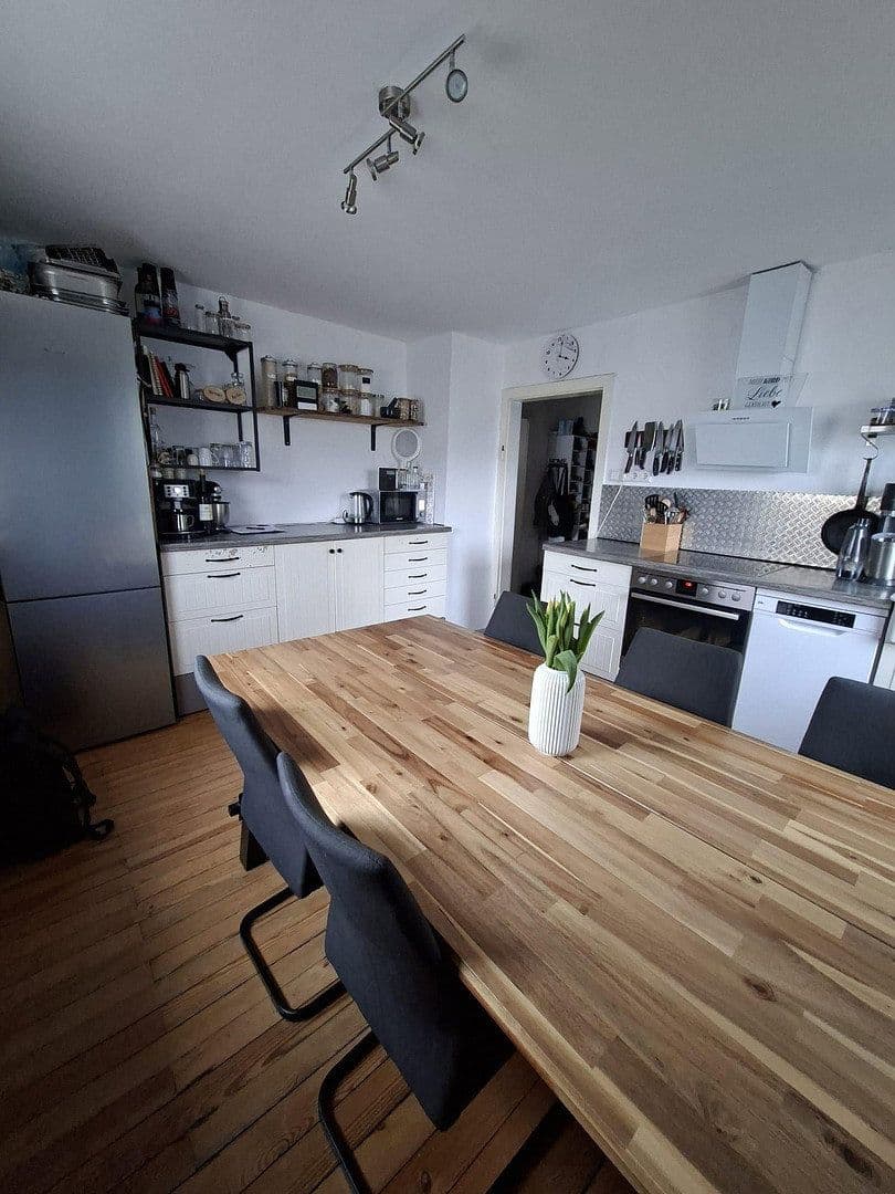 Prodej domu 143 m², pozemek 683 m², Linkenheim-Hochstetten, Bádensko-Württembersko Prodej domu 143 m², pozemek 683 m², Linkenheim-Hochstetten, Bádensko-Württembersko