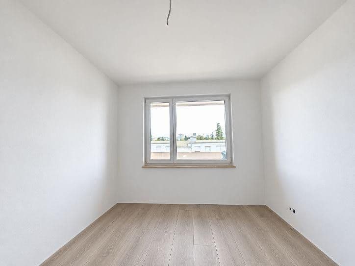 Pronájem bytu 2+1 43 m², Fürstenriederstraße 67, München, Bavorsko Pronájem bytu 2+1 43 m², Fürstenriederstraße 67, München, Bavorsko