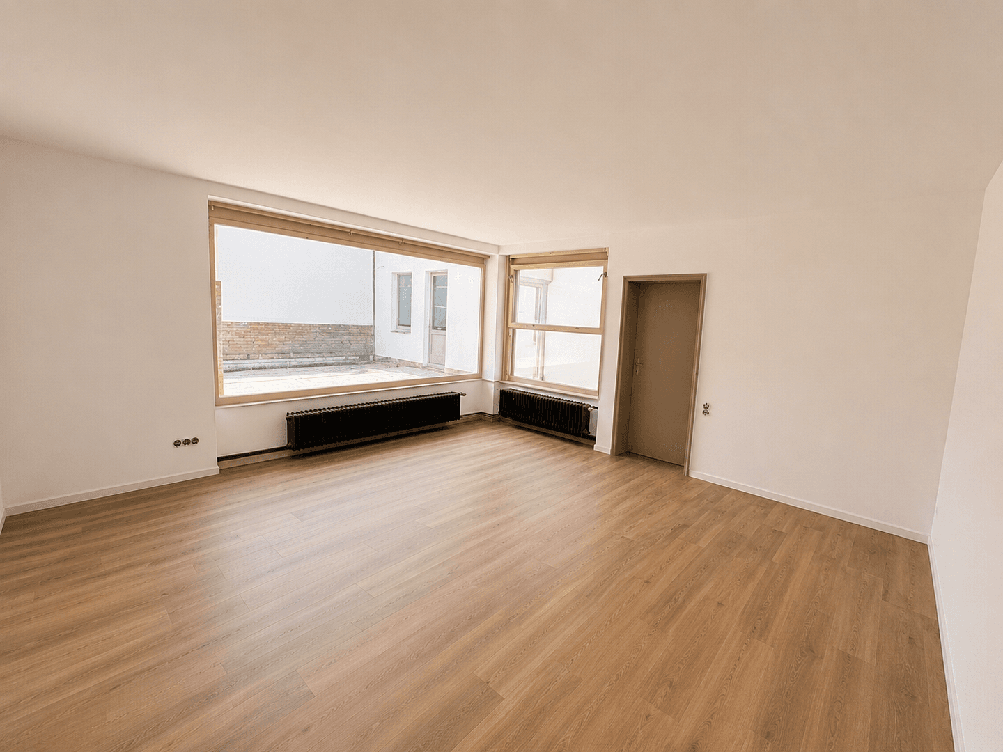 Prodej bytu 3+1 143 m², Kölner Str. 21, Grevenbroich, Severní Porýní-Vestfálsko Prodej bytu 3+1 143 m², Kölner Str. 21, Grevenbroich, Severní Porýní-Vestfálsko