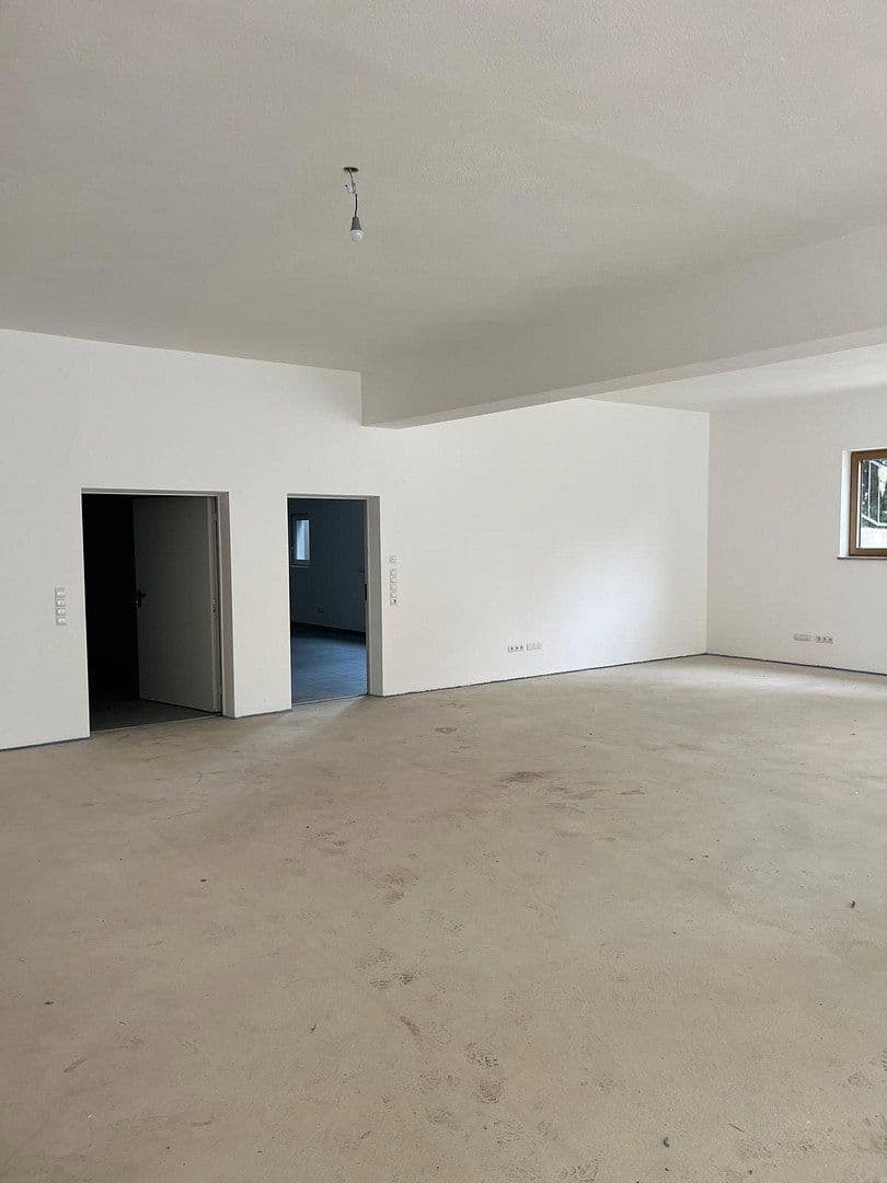 Pronájem kanceláře 262 m², Schachach 4, Gerolsbach, Bavorsko Pronájem kanceláře 262 m², Schachach 4, Gerolsbach, Bavorsko
