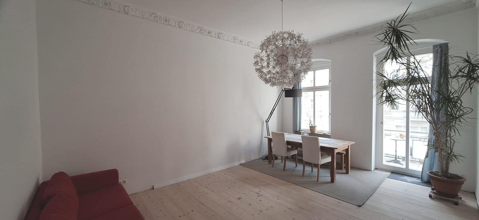 Prodej bytu 4+1 107 m², Berlin, Berlín Prodej bytu 4+1 107 m², Berlin, Berlín