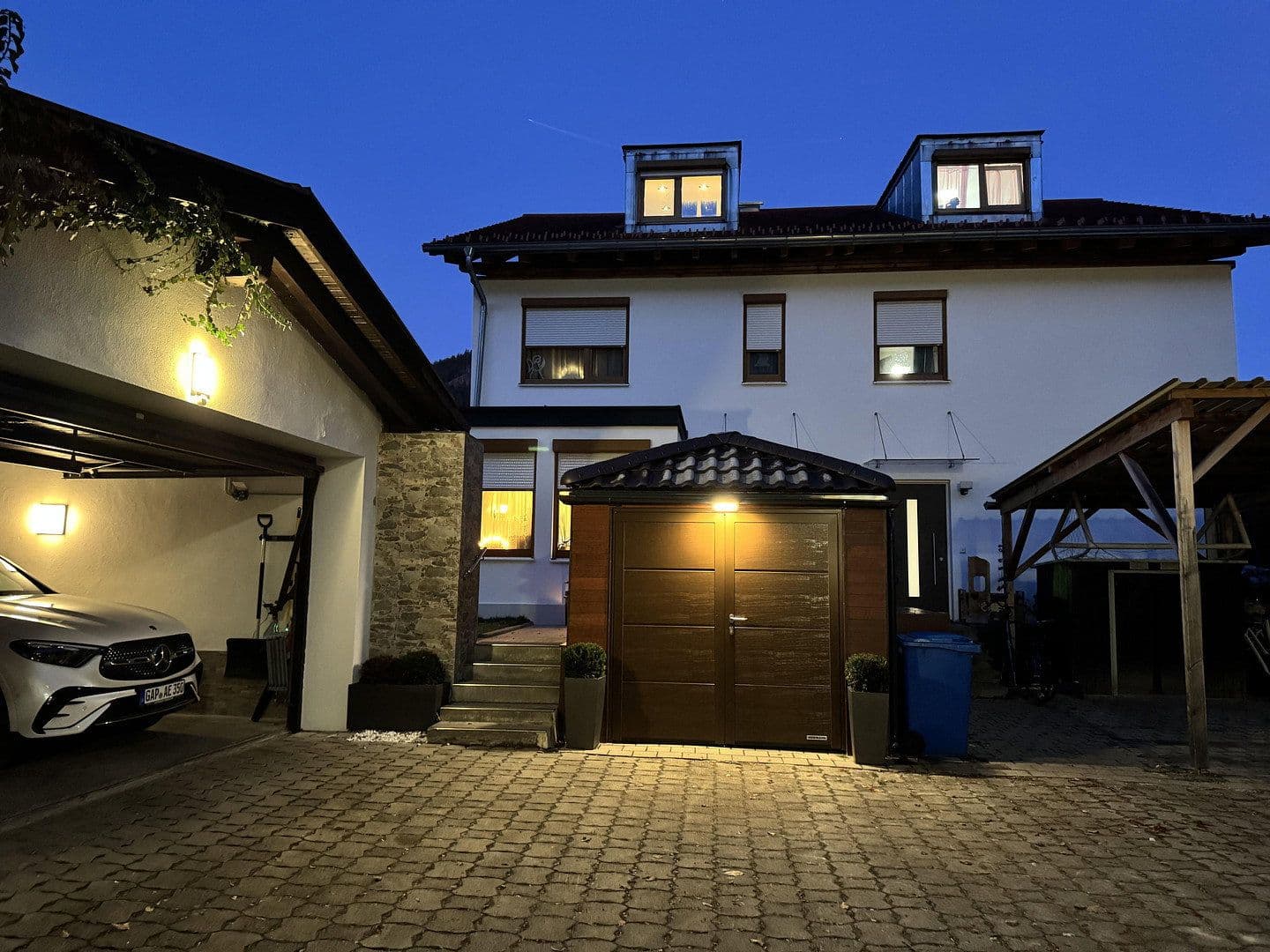 Prodej domu 125 m², pozemek 60 m², Garmisch-Partenkirchen, Bavorsko Prodej domu 125 m², pozemek 60 m², Garmisch-Partenkirchen, Bavorsko