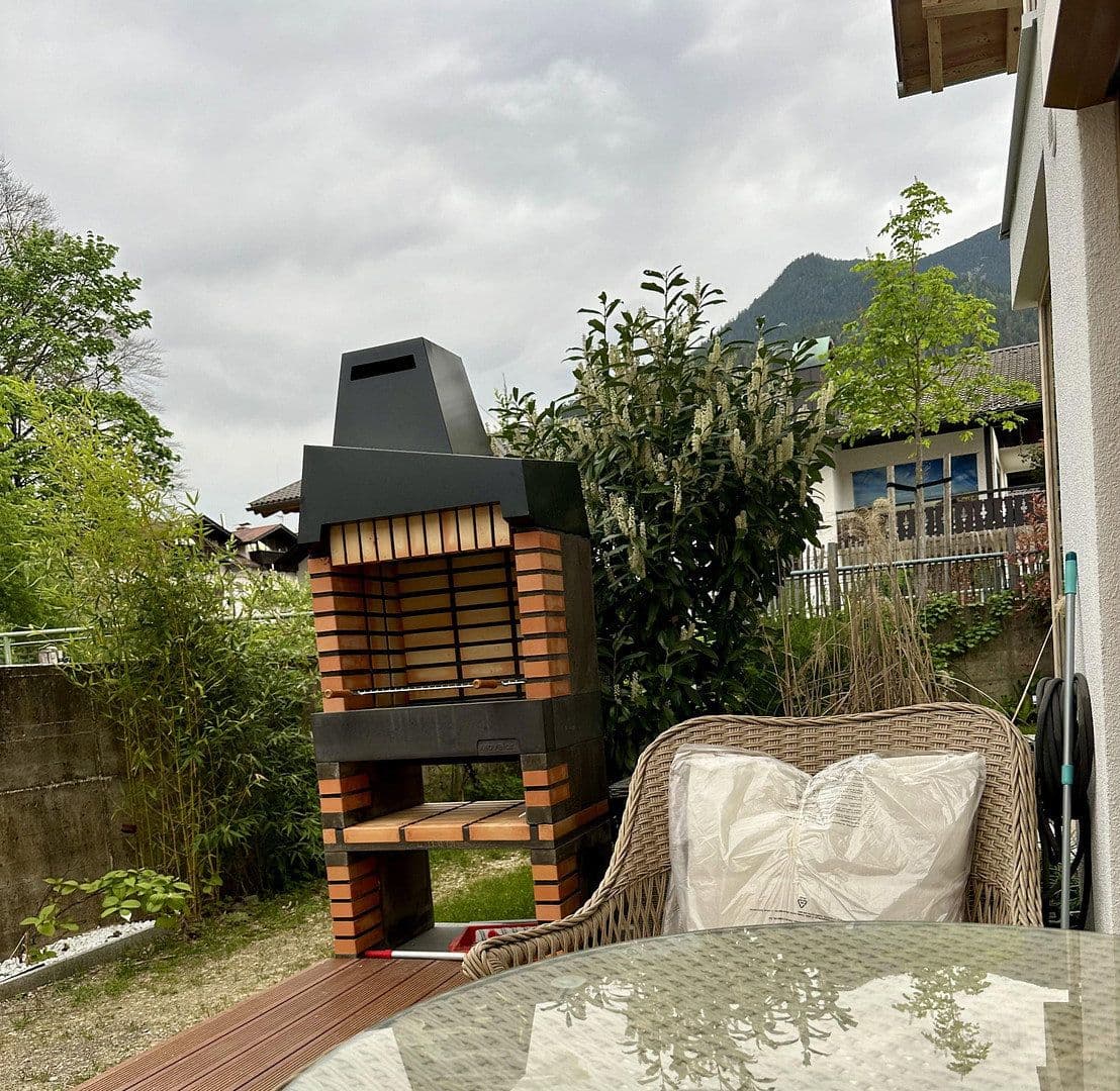 Prodej domu 125 m², pozemek 60 m², Garmisch-Partenkirchen, Bavorsko Prodej domu 125 m², pozemek 60 m², Garmisch-Partenkirchen, Bavorsko