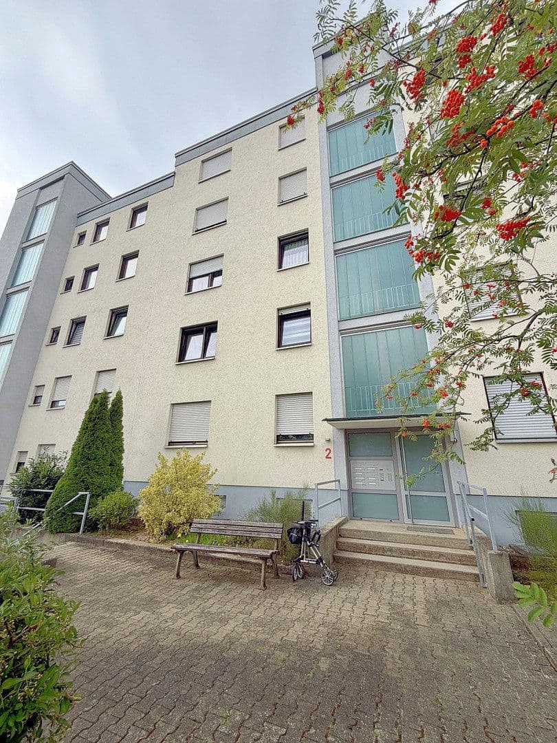 Prodej bytu 2+1 67 m², Zabelsteinstraße 2, Schweinfurt, Bavorsko Prodej bytu 2+1 67 m², Zabelsteinstraße 2, Schweinfurt, Bavorsko