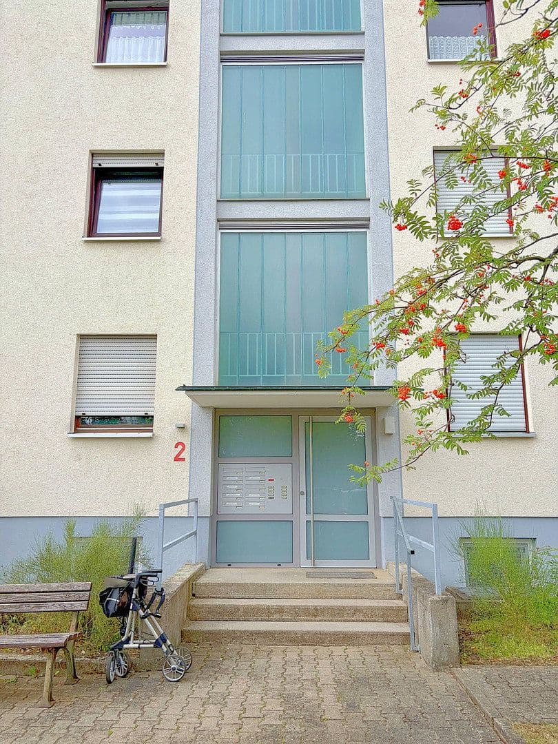 Prodej bytu 2+1 67 m², Zabelsteinstraße 2, Schweinfurt, Bavorsko Prodej bytu 2+1 67 m², Zabelsteinstraße 2, Schweinfurt, Bavorsko