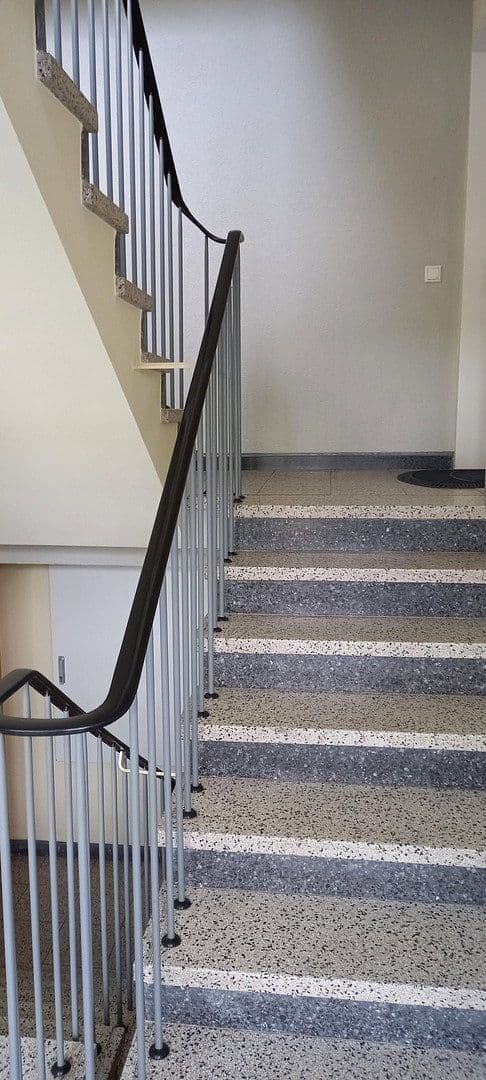 Prodej bytu 4+1 98 m², Wuppertal Cronenberg, Severní Porýní-Vestfálsko Prodej bytu 4+1 98 m², Wuppertal Cronenberg, Severní Porýní-Vestfálsko