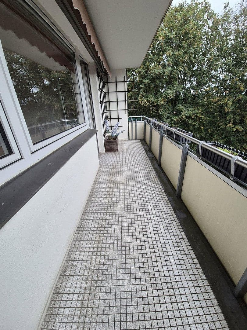 Prodej bytu 4+1 98 m², Wuppertal Cronenberg, Severní Porýní-Vestfálsko Prodej bytu 4+1 98 m², Wuppertal Cronenberg, Severní Porýní-Vestfálsko