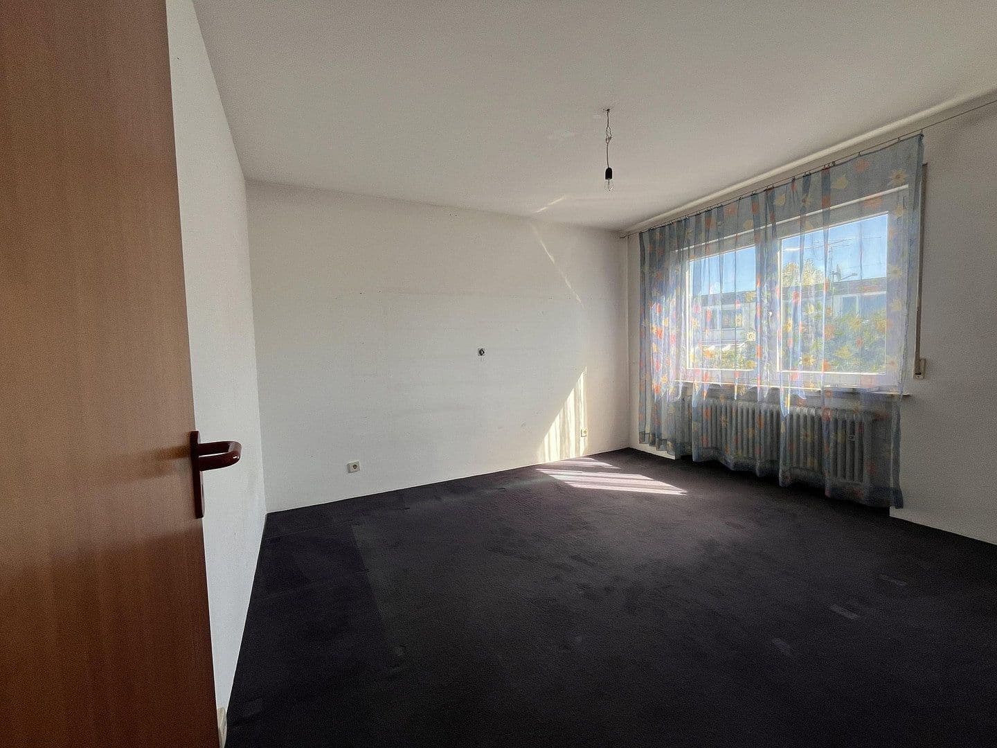 Prodej domu 120 m², pozemek 195 m², Bonn, Severní Porýní-Vestfálsko Prodej domu 120 m², pozemek 195 m², Bonn, Severní Porýní-Vestfálsko