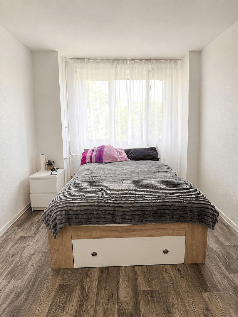 Prodej bytu 2+1 40 m², Berlin, Berlín Prodej bytu 2+1 40 m², Berlin, Berlín