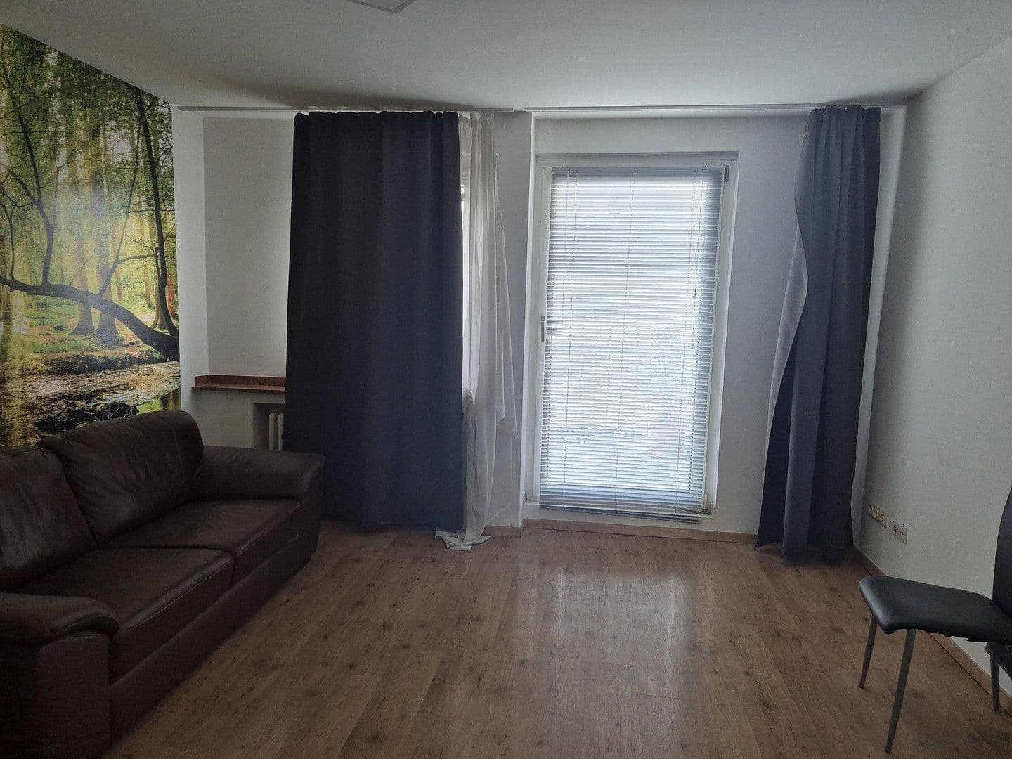 Pronájem bytu 1+1 43 m², Düsseldorf, Severní Porýní-Vestfálsko Pronájem bytu 1+1 43 m², Düsseldorf, Severní Porýní-Vestfálsko