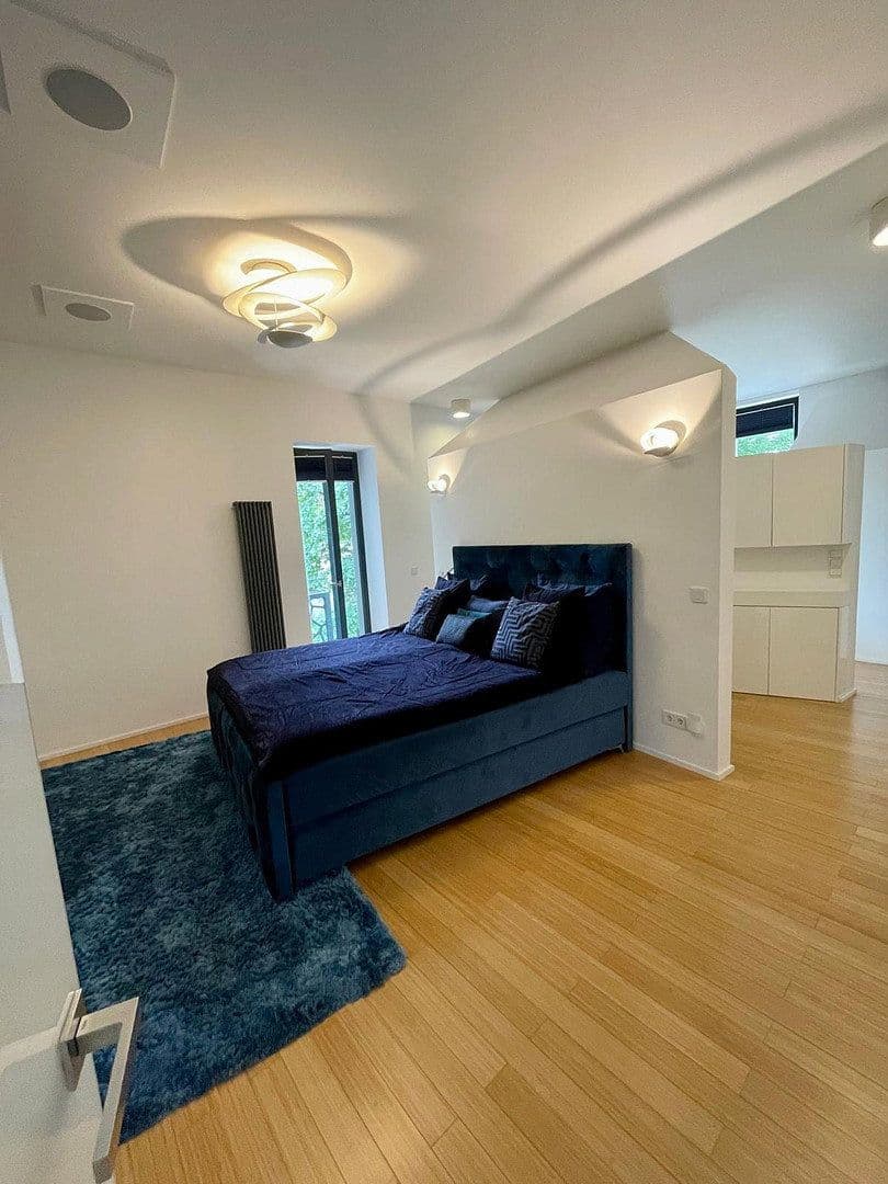 Prodej domu 395 m², pozemek 1.737 m², Berlin, Berlín Prodej domu 395 m², pozemek 1.737 m², Berlin, Berlín