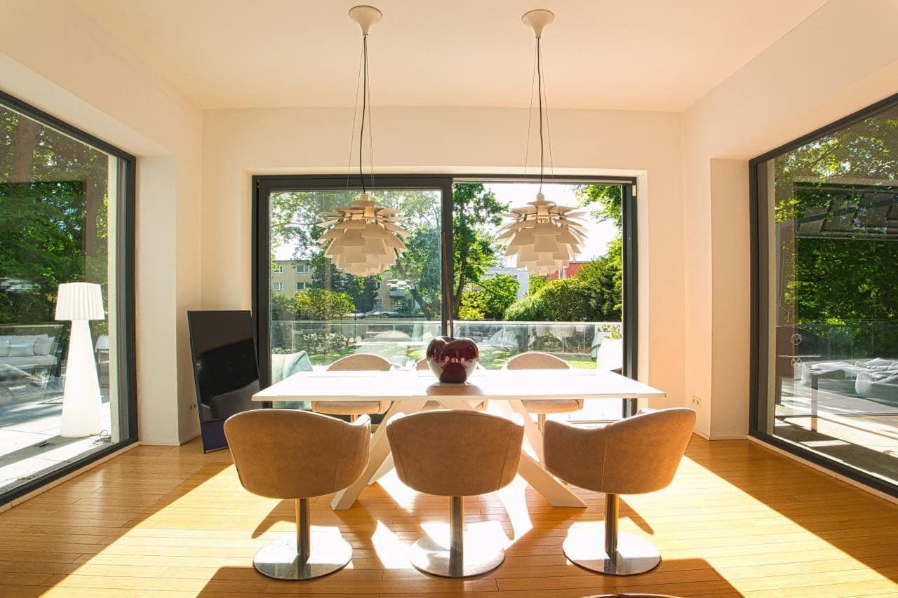 Prodej domu 395 m², pozemek 1.737 m², Berlin, Berlín Prodej domu 395 m², pozemek 1.737 m², Berlin, Berlín