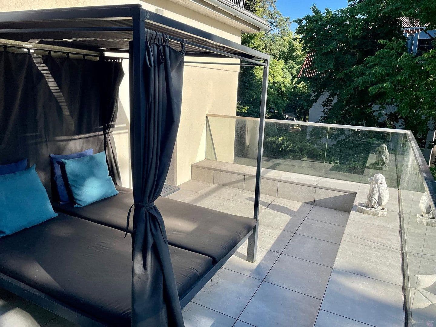 Prodej domu 395 m², pozemek 1.737 m², Berlin, Berlín Prodej domu 395 m², pozemek 1.737 m², Berlin, Berlín