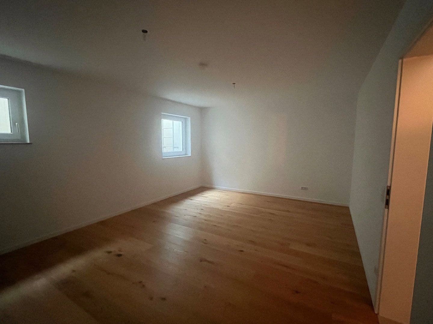 Prodej domu 158 m², pozemek 223 m², Planegger Straße 43a, Germering, Bavorsko Prodej domu 158 m², pozemek 223 m², Planegger Straße 43a, Germering, Bavorsko
