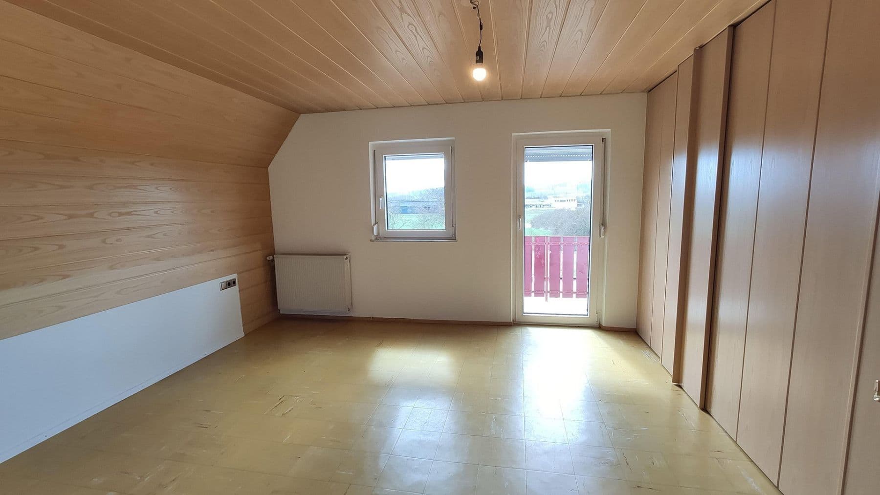 Prodej domu 145 m², pozemek 1.586 m², Dombühl, Bavorsko Prodej domu 145 m², pozemek 1.586 m², Dombühl, Bavorsko