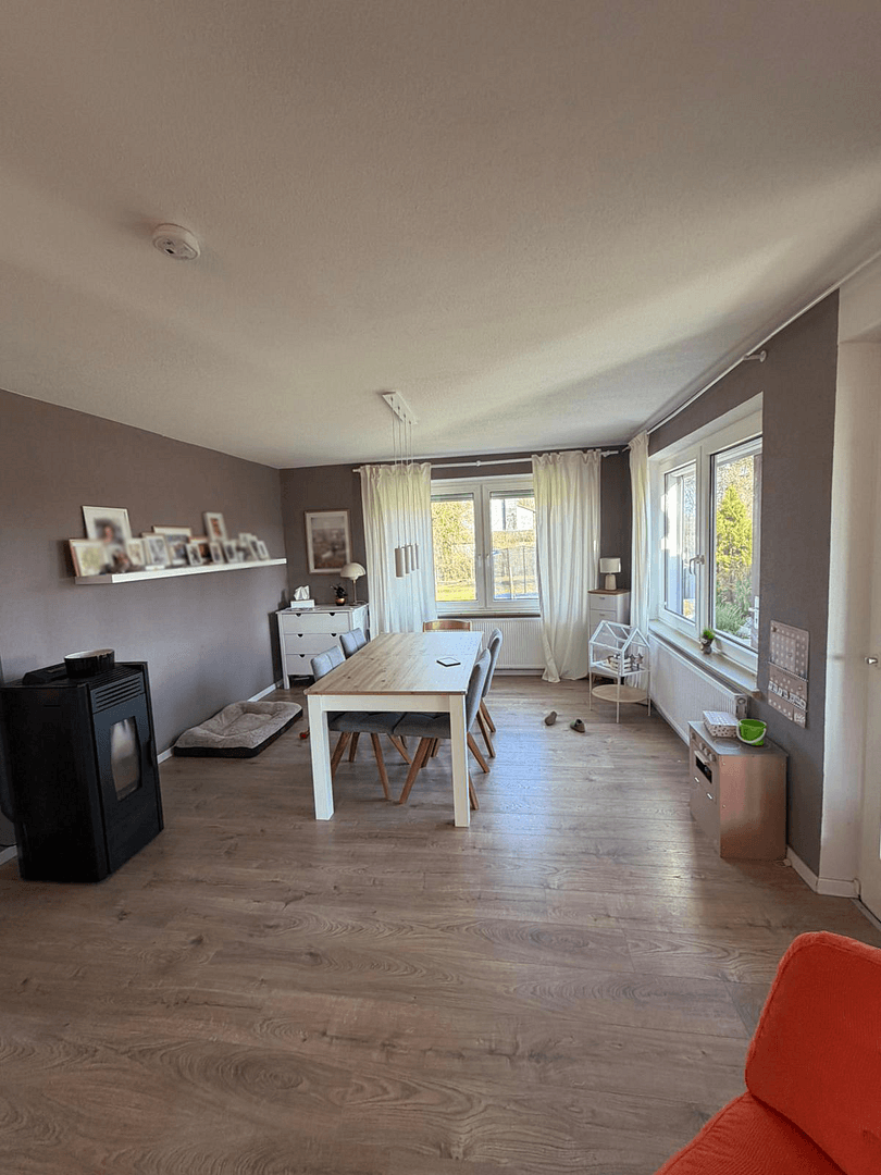 Prodej domu 145 m², pozemek 1.586 m², Dombühl, Bavorsko Prodej domu 145 m², pozemek 1.586 m², Dombühl, Bavorsko