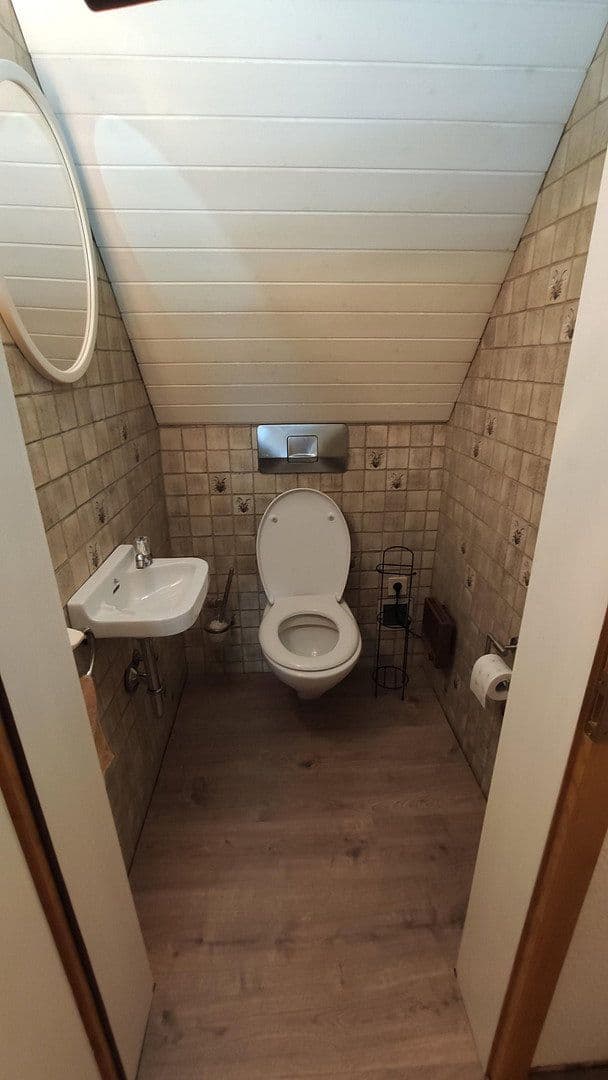 Prodej domu 145 m², pozemek 1.586 m², Dombühl, Bavorsko Prodej domu 145 m², pozemek 1.586 m², Dombühl, Bavorsko