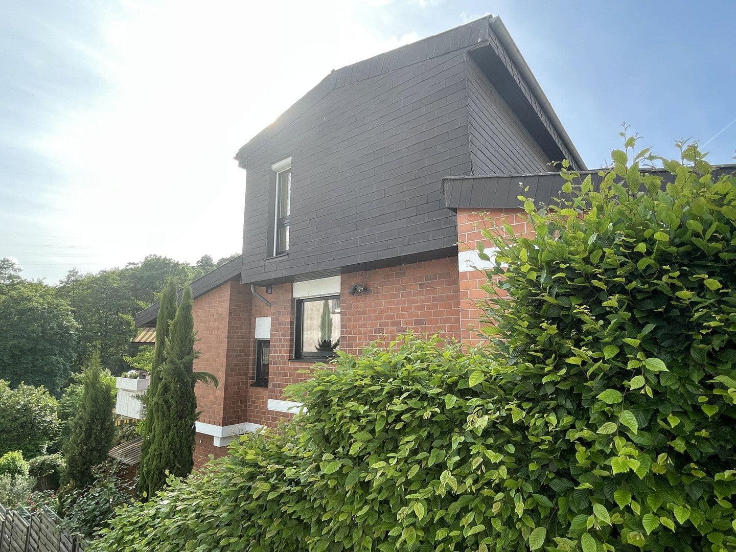 Prodej domu 218 m², pozemek 661 m², Wiesenstraße 10, Eltville am Rhein, Hessen Prodej domu 218 m², pozemek 661 m², Wiesenstraße 10, Eltville am Rhein, Hessen